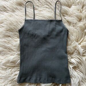 2/$20 🩷 ARTIZIA - Wilfred Hunter Green Camisole